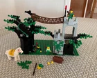 LEGO 6071 Forestmen's Crossing VTG Castle Parts w/Instructions