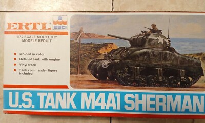 ERTL ESCI US Tank M4A1 Sherman 1/72 Scale Model Kit vintage #8302