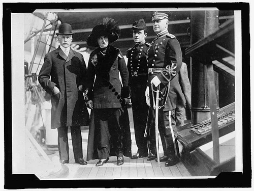 Battleship Review,E.T. Stotesbury,Lady,Dr. Grayson,Major Rhoads,1912,Naval
