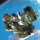 Minéraux *** STRAORDINAIRE TOURMALINE VERTE Sur QUARTZ Brésil