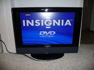 Insignia Ns Ltdvd19 19 Lcd Tv Hdtv W Built In Dvd Player Remote Cntl Bundle Ebay