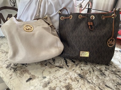 michael kors hand wallet