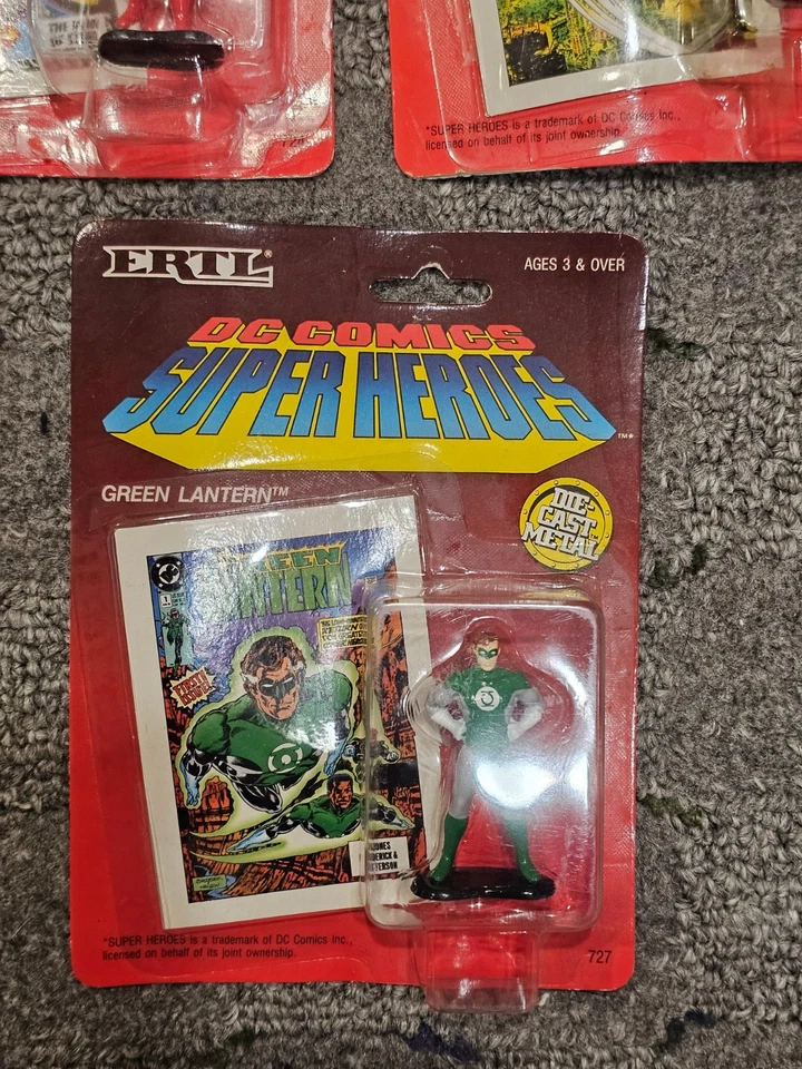 DC Comics Super Heroes Diecast Figuras Por ERTL Lote de 3 Superman Supergirl 1990 Foto 4 de 4