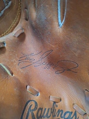 Rawlings RBG224BF Ken Griffey Jr 11" Youth Baseball Glove RHT Player Preferred - Picture 7 of 9