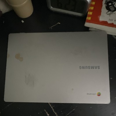 Samsung Chromebook 11.6in Silver Intel Celeron 2GB 16GB SSD Chrome OS