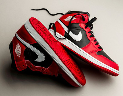Nike Air Jordan 1 Mid Gym Red Black White 2024 DQ8426-061 Mens New