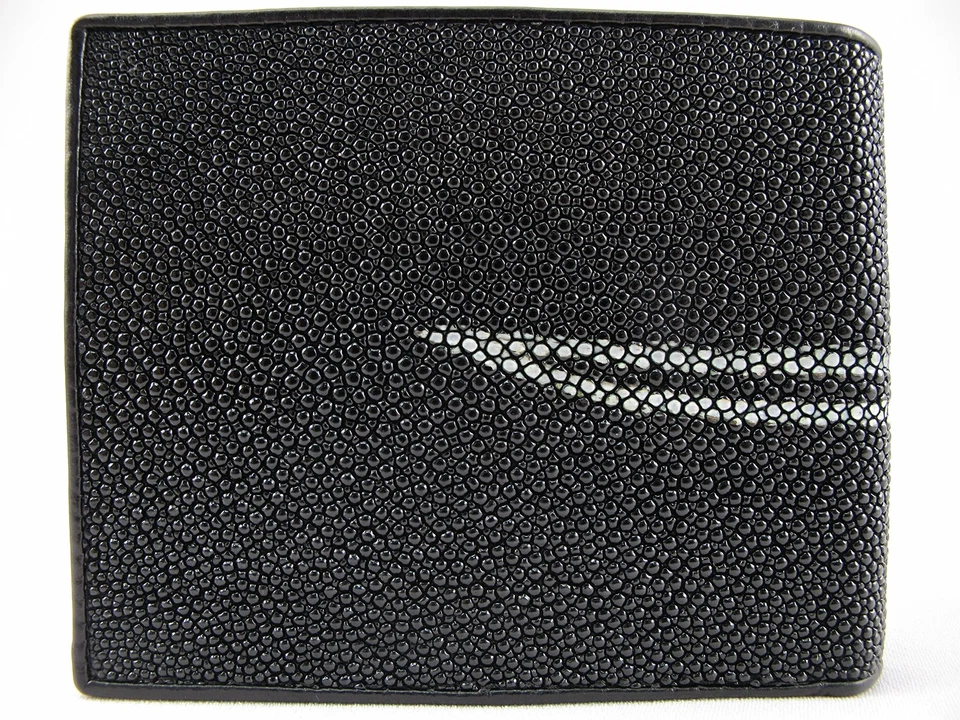 Cartera plegable de cuero genuino con piel de raya (negra) Foto 3 de 4