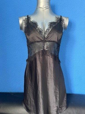 Sexy Wolf & Whistle Dessous Negligé Nachtkleif Satin-Look Spitze Gr.40 NEU
