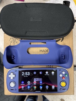 Retroid Pocket 5 | SD865 | 8GB RAM | 128GB + OEM GRIP + OEM Case *READ DESC*