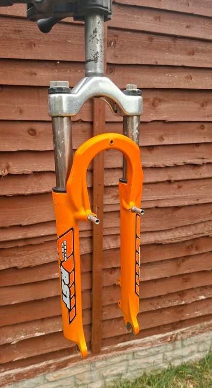 RST Delta Pro Supsension Forks 26"  1 1/8 retro Mtb mountain bike