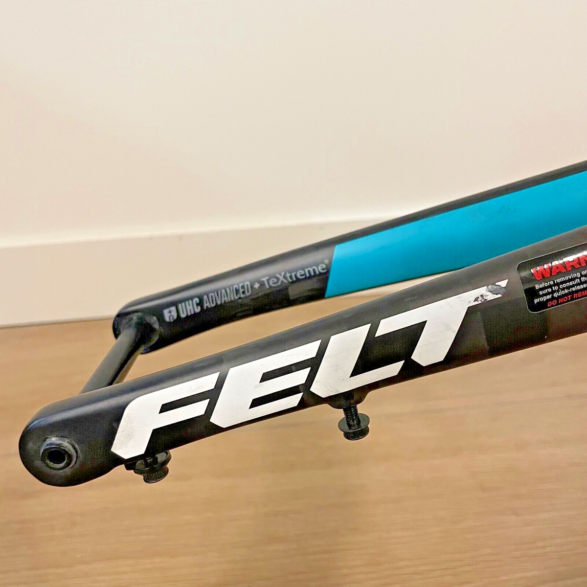 Felt FR3 UHC Advanced Carbon Road Disc Fork 700C Tapered Felt FR3 UHC Advanced Carbon Road Disc Fork 700C Tapered