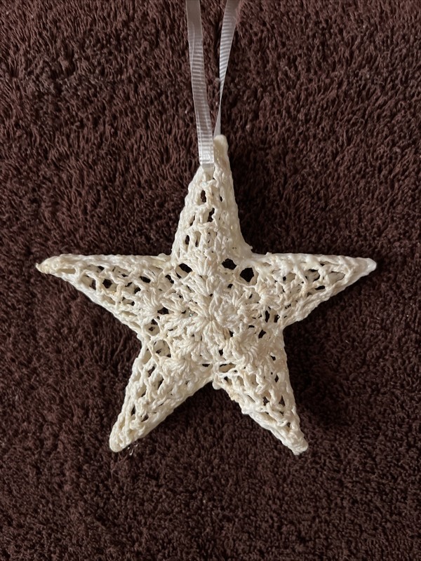Christmas Vintage Hand Crocheted Hollow Ecru Starfish Ornament - Free Shipping!