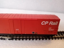 MICROTRAINS N CANADIAN PACIFIC 50' STD PLUGDOOR BOXCAR NEW