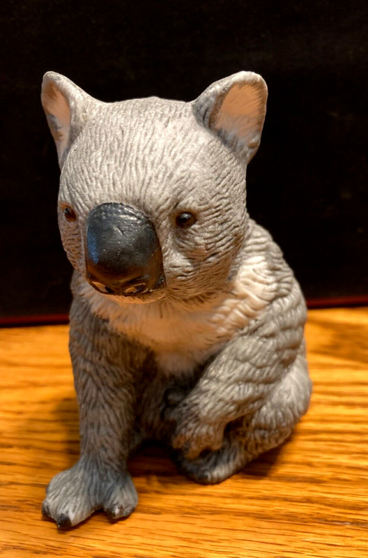 Koala Bear / Royal Heritage - China KOALA Bear Figurine