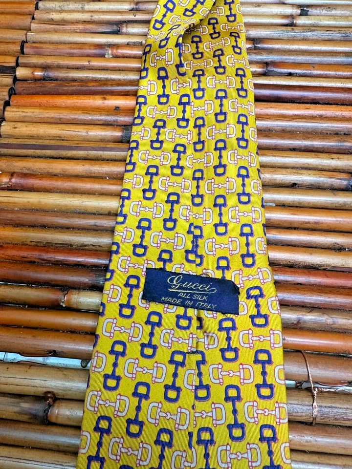 Corbata GUCCI Diseñador Amarillo Horse Bit 100% Seda ITALIA 58" Foto 2 de 4