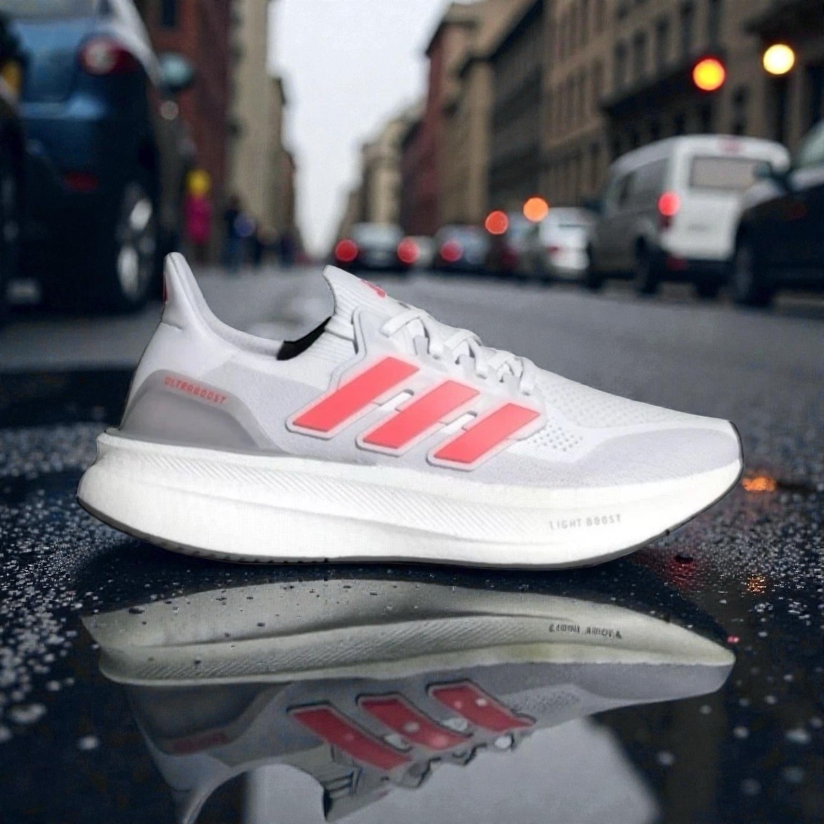 Adidas Men's Ultraboost 5 Running Size 12.5 White/Coral Sku ID8818