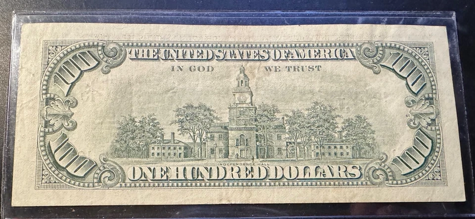 Series 1985 $100 Federal Reserve Note - Star Note FR-2717-J* Gem Uncirculated - Image 2 of 2