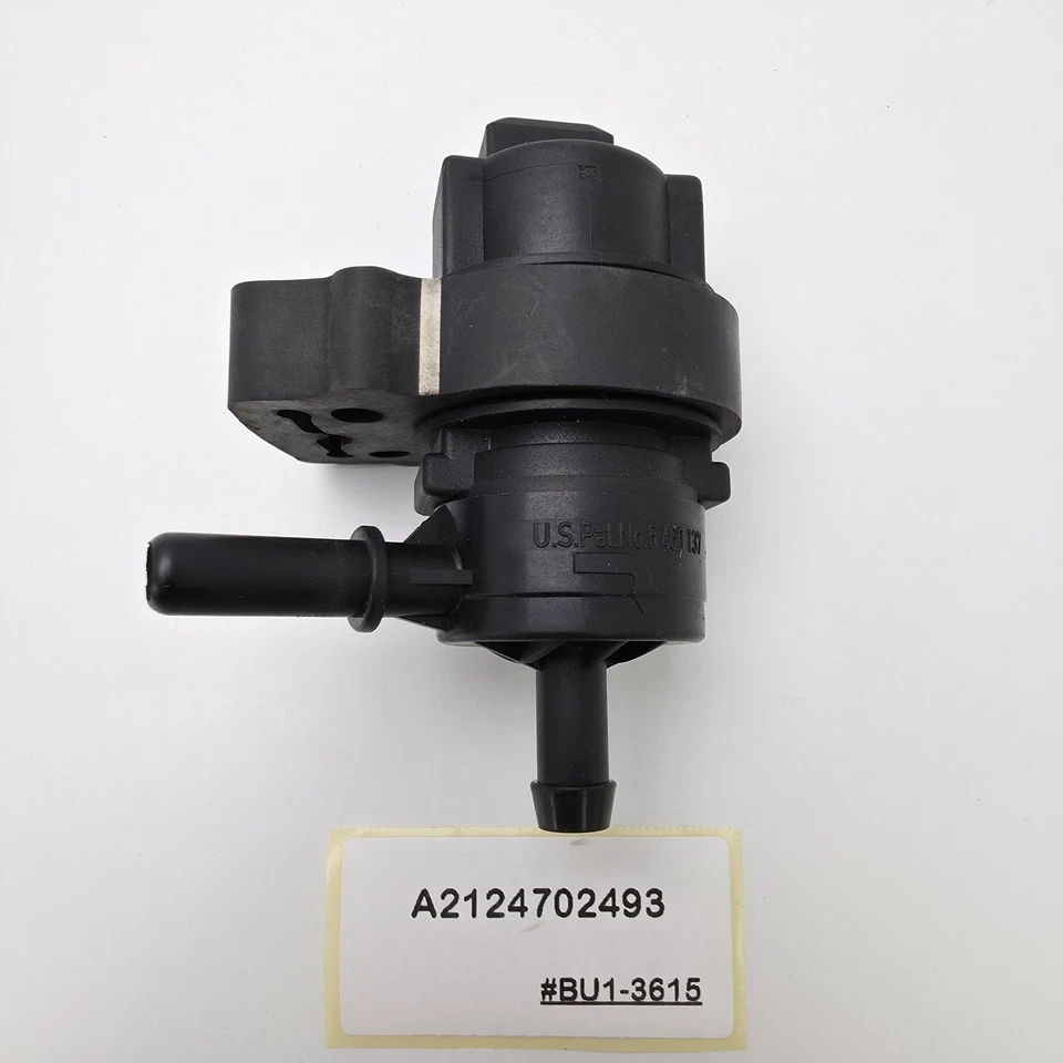 2010 Mercedes-Benz E63 AMG Vapor Canister Purge Valve A2124702493 - Imagem 2 de 4