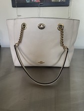 Coach Ivory Shoulder Bag Women Magnetic Closure Chain Logo