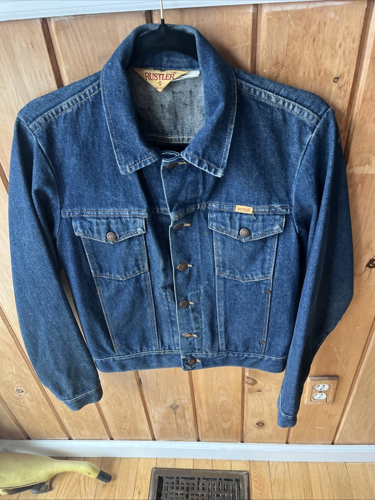 VTG Rustler Denim Jacket Size Small Made In USA Dark Wash Trucker Jacket 79111SW