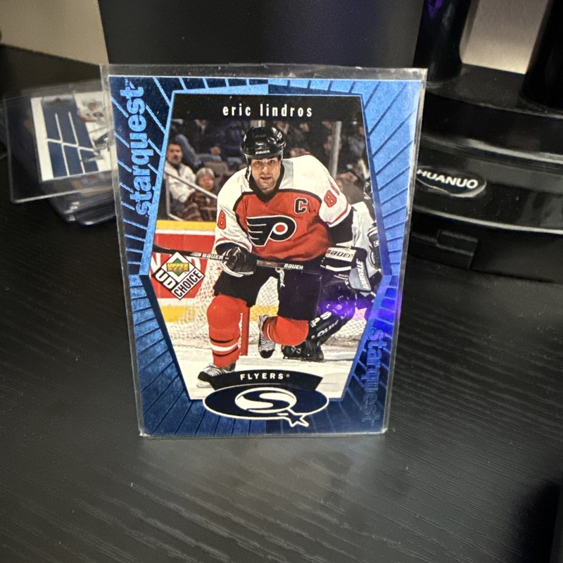 1998-99 Upper Deck Starquest Blue Eric Lindros #SQ28 Philadelphia Flyers Mint