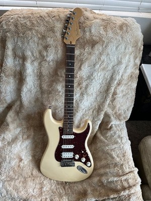 Fender American Deluxe Stratocaster HSS 2008 with the S-1 Switching System