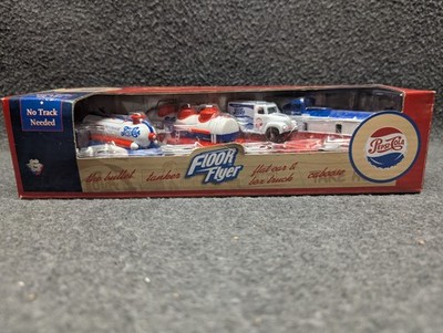 2005 Die Cast Pepsi cola Floor Flyer trackless train set by Gearbox 4 pcs