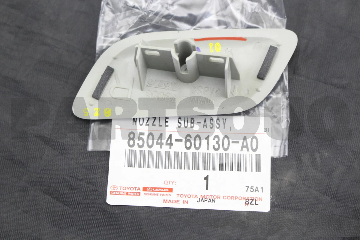 8504460130A0 Genuine Toyota NOZZLE SUB-ASSY, TYPE1 H/LAMP WASHER 