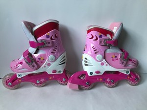 barbie roller blades