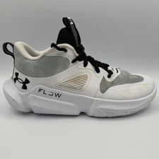 Under Armour Flow Breakthru Basketball Shoes Womens Size 8.5 White Gray Sneakers