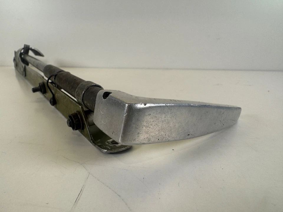 Cessna 172 Parking Brake Handle Assy 0813150-75 0813150-73 071307037 Excellent - image 4 of 4