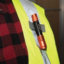 Klein Tools KLE-56411 LED Pocket Light Rechargeable Waterproof 1/2"