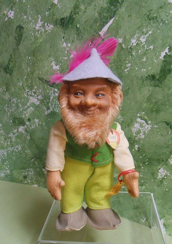 Vintage 50's Steiff  7" Santa Elf  Lucki with Chest Tag and Button, Germany, - Picture 1 of 4
