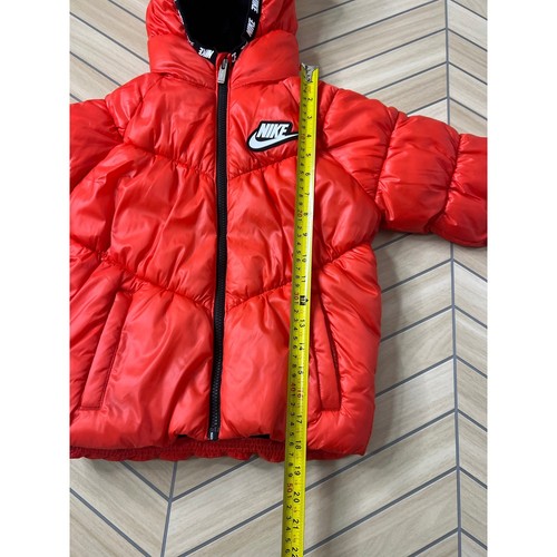 Kids Girl Nike Red Zipper Puffer Jacket Nike Swoosh Logo 6-7 yrs Large - Picture 12 of 14