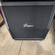 Bugera 412H-BK Guitar Speaker Cabinet Black S...