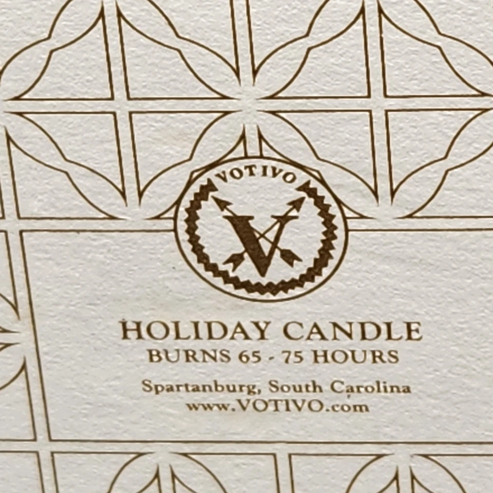 Vela de vacaciones Votivo Joie De Noel 10 oz hierbas lavanda canela pachulí nueva Foto 3 de 4