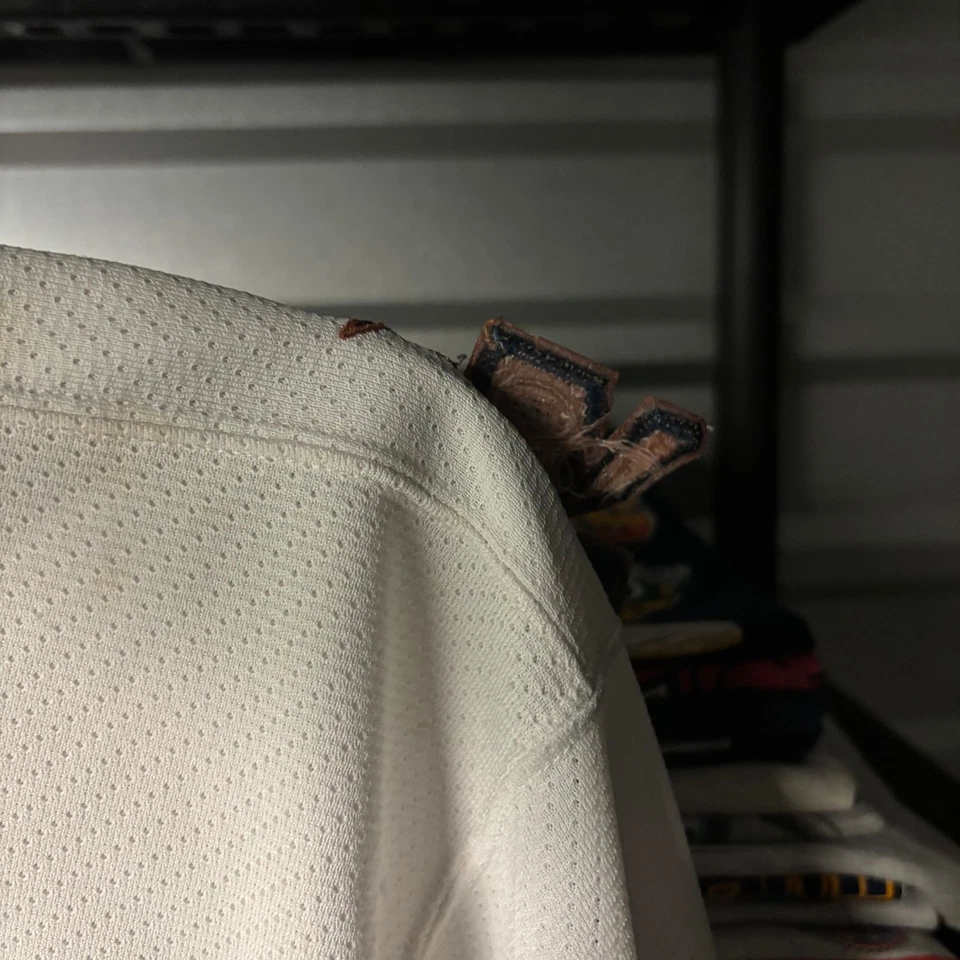 Camiseta deportiva de hockey NHL CCM de los Washington Capitals talla L para niños Foto 4 de 4