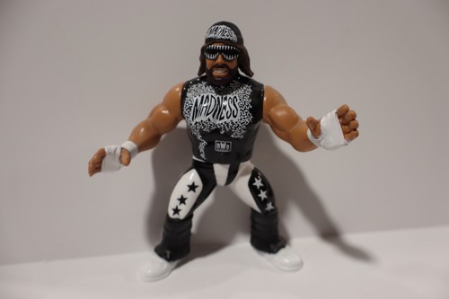Mattel WWE Retro NWO MACHO MAN RANDY SAVAGE figure...