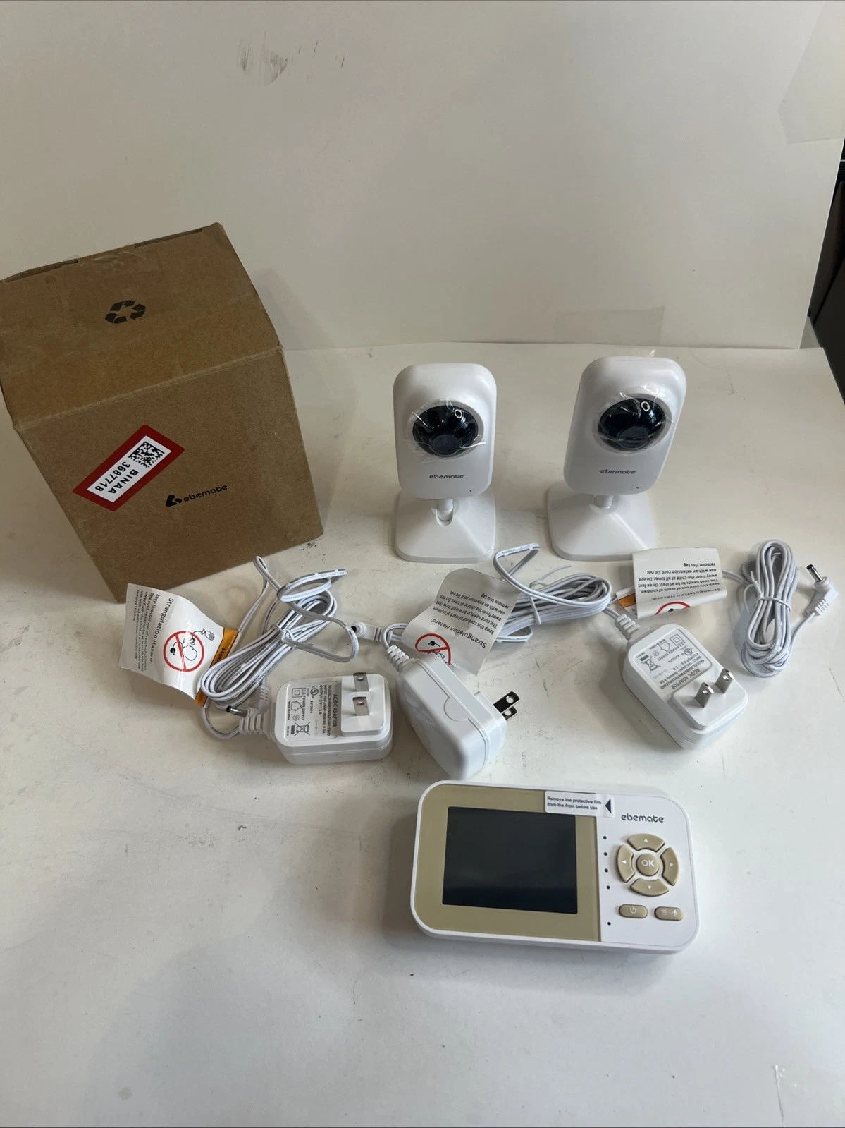Baby Monitor Set: 2 Cameras, LCD Monitor 2-Way Talk, WiFi APP, Ebemate EBE28-2
Opens in a new window
