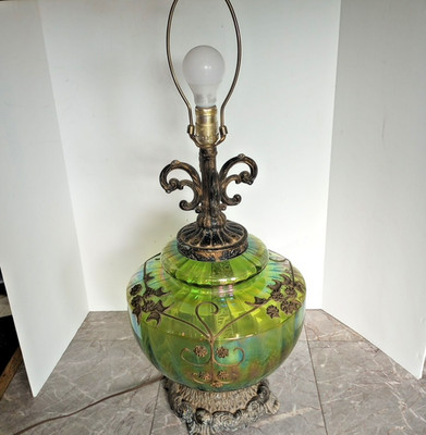 Vintage 1972 EF & EF Green Carnival Glass Lamp Hollywood Regency MCM 537X