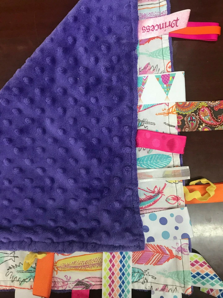 Taggie Seguridad Blankie Princesa Taggy 18" x 18" Suave Pluma Cinta Etiqueta Niña Foto 4 de 4