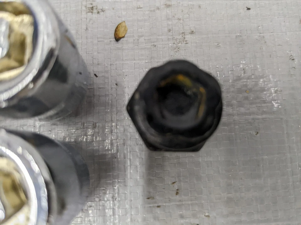 Juego de tuercas de bloqueo de rueda 90-05 Mazda Miata McGard 96NASU Foto 4 de 4