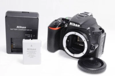 Appareil photo numérique 24,2 mégapixels Nikon D5600 boîtier noir uniquement ... - Photo 1/4