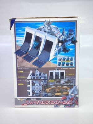 バンダイ フォートレスフリーダム