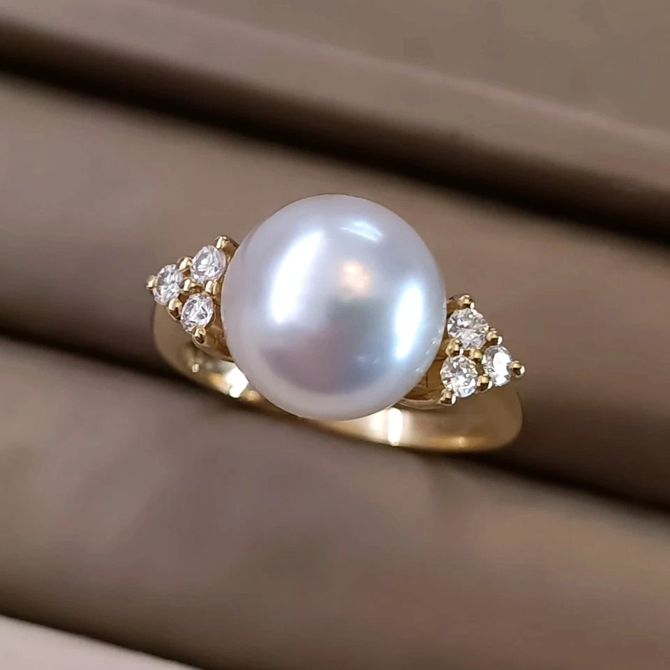 Anello con Perla AUSTRALIANA e Diamanti Oro giallo 18 kt Perla dei Mari del Sud - Immagine 2 di 4