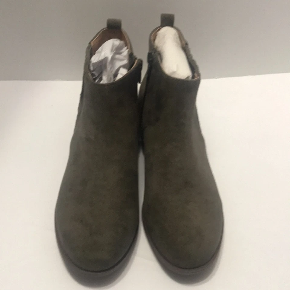 全新无标签 David Aaron 麂皮踝靴 7M 码 — 第 2/4 张图片