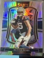 2025 Panini Select - Premier Level Hunter Henry #180 Silver Prizm
