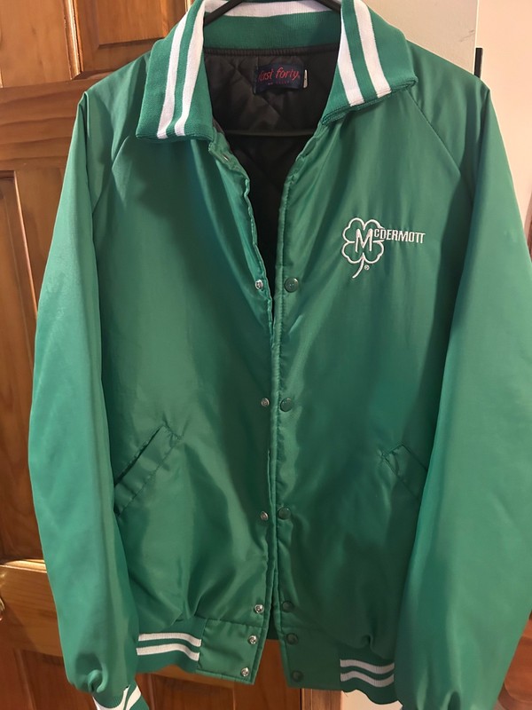 McDermott billiard pool jacket size large rare