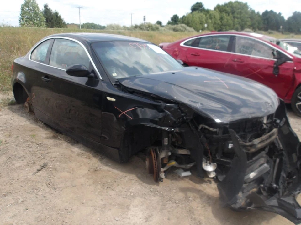 Passenger Quarter Glass Coupe Chrome Trim Fits 08-13 BMW 128i 2141590 - Image 2 of 4