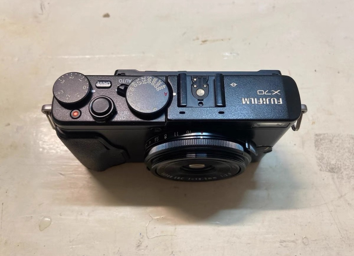 Compact Cameras Fuji X70 Used Fujifilm X70 16MP, A CeX (UK): Buy